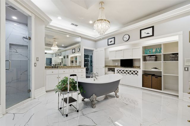 901 Ironwood Drive, Desoto, TX 75115