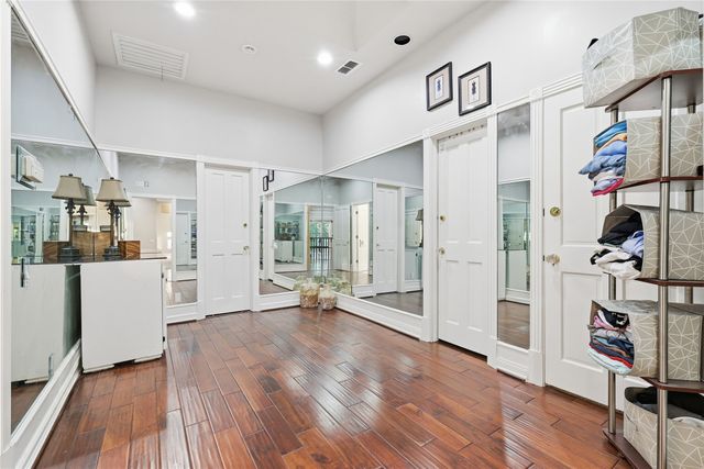 901 Ironwood Drive, Desoto, TX 75115