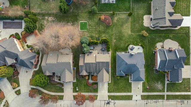 21220 Briar Rose Drive, Macomb Twp, MI 48044