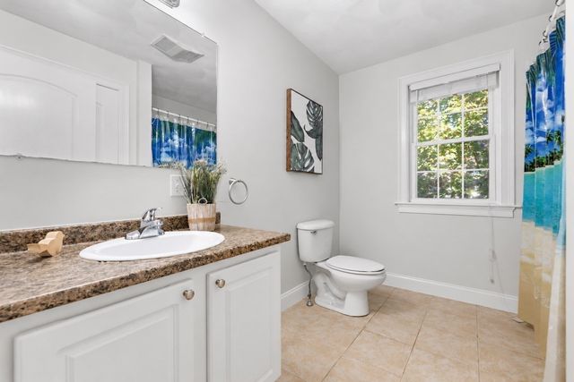 2A Auburn St 2A, Woburn, MA 01801