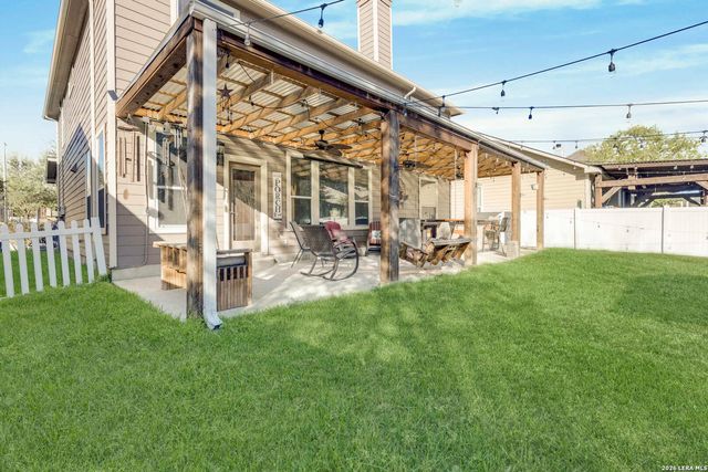 125 Brook Shire, Cibolo, TX 78108