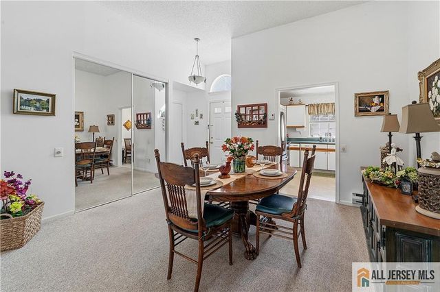 1213 Lindera Plaza B, Monroe, NJ 08831