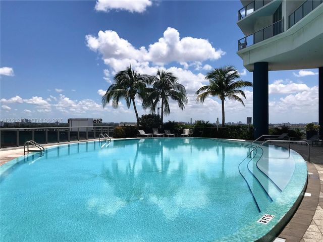 185 SW 7th St 3806, Miami, FL 33130