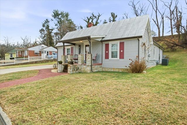 964 Hill AVE, Salem, VA 24153