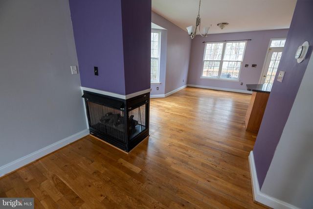 8023 APPLE VALLEY DR, Pasadena, MD 21122
