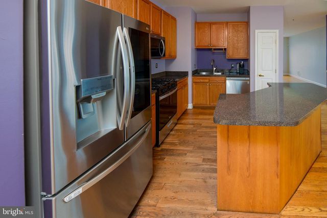 8023 APPLE VALLEY DR, Pasadena, MD 21122