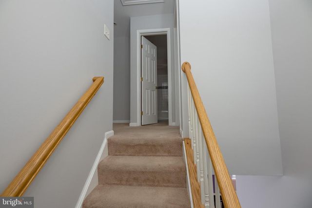 8023 APPLE VALLEY DR, Pasadena, MD 21122
