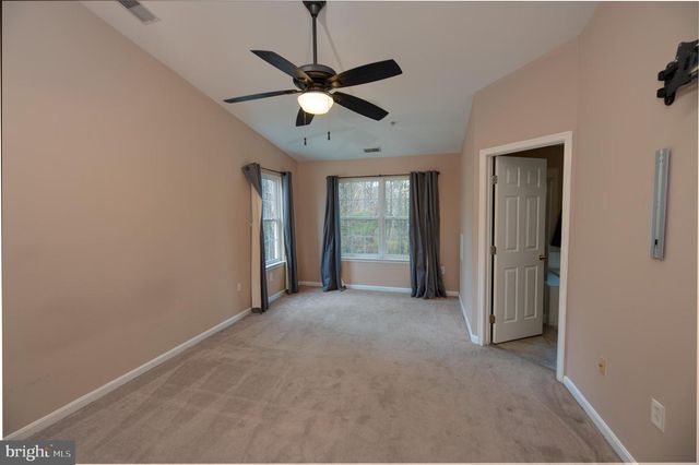 8023 APPLE VALLEY DR, Pasadena, MD 21122