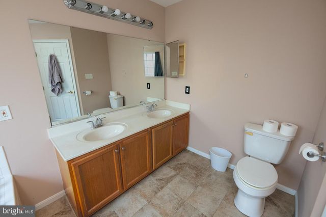 8023 APPLE VALLEY DR, Pasadena, MD 21122
