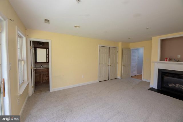 8023 APPLE VALLEY DR, Pasadena, MD 21122