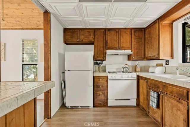 855 Deer Trail, Crestline, CA 92325