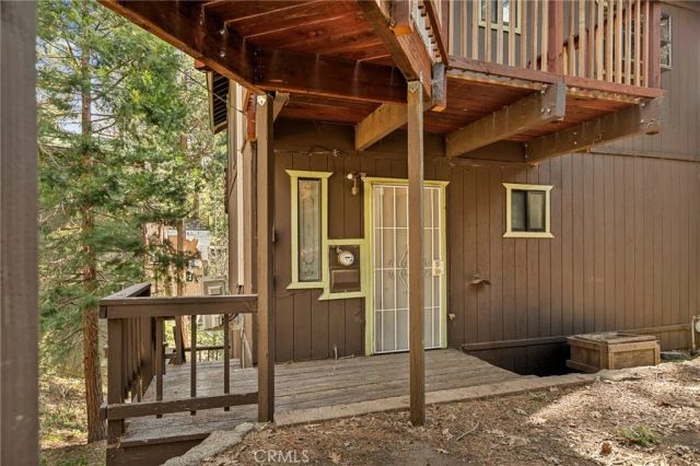 855 Deer Trail, Crestline, CA 92325