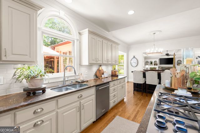 2407 Edgemere Court, Marietta, GA 30062