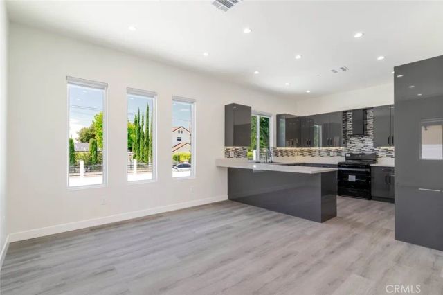 10654 Nassau Avenue, Sunland, CA 91040