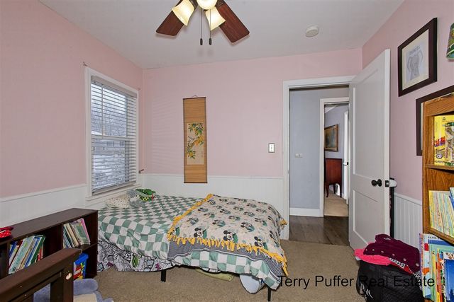 2206 Oak Avenue, Muskegon, MI 49445