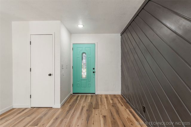 8507 E 78TH Street, Tulsa, OK 74133