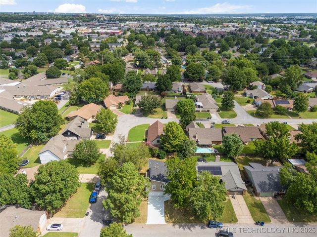 8507 E 78TH Street, Tulsa, OK 74133