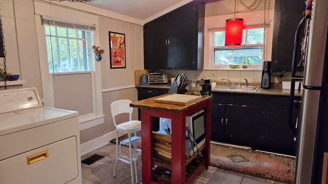 513 Veritas St, Nashville, TN 37211