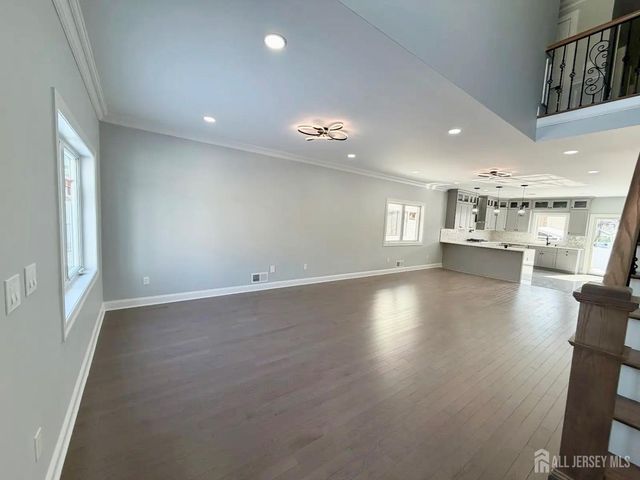 40 Foyer Street, Edison, NJ 08817