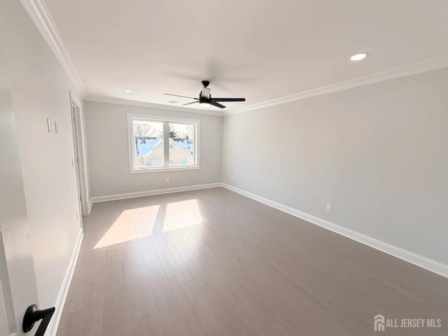 40 Foyer Street, Edison, NJ 08817