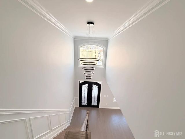 40 Foyer Street, Edison, NJ 08817