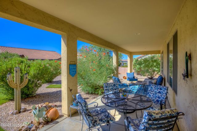2210 E Eager Drive, Green Valley, AZ 85614