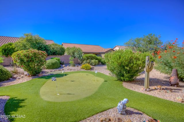 2210 E Eager Drive, Green Valley, AZ 85614