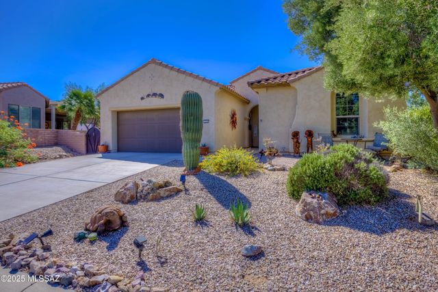 2210 E Eager Drive, Green Valley, AZ 85614