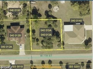 202 W 7th ST, Lehigh Acres, FL 33972