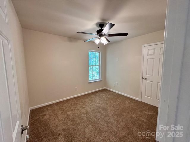 12834 English Walnut Lane, Charlotte, NC 28215