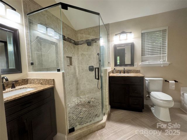 12834 English Walnut Lane, Charlotte, NC 28215