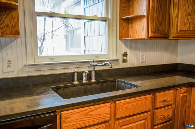 699 WINTON RD, Amherst, VA 24521