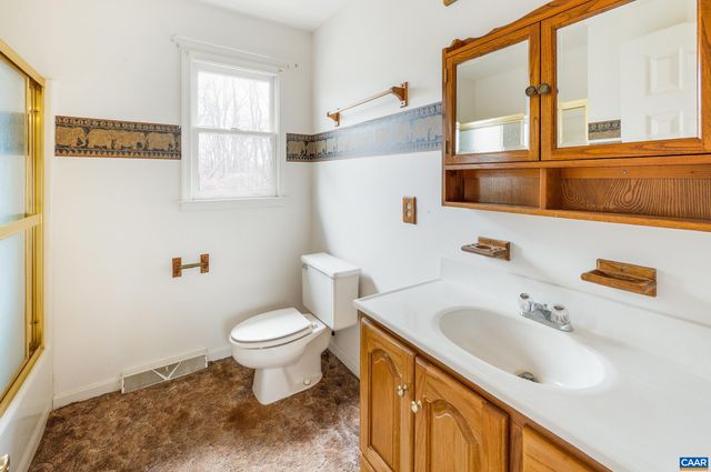 699 WINTON RD, Amherst, VA 24521