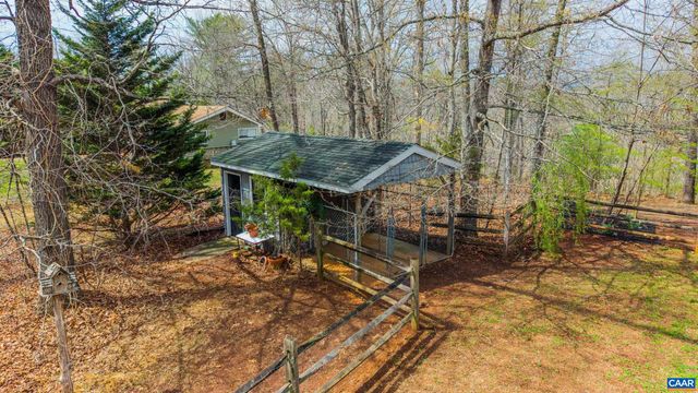 699 WINTON RD, Amherst, VA 24521