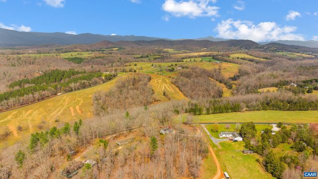 699 WINTON RD, Amherst, VA 24521