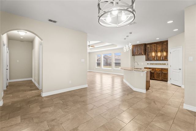 2225 Crystal Bay Dr, Corpus Christi, TX 78414