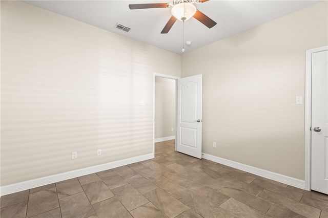 2225 Crystal Bay Dr, Corpus Christi, TX 78414