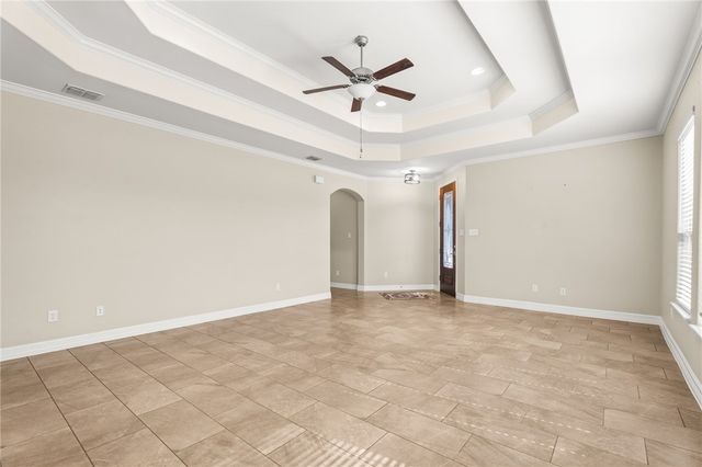 2225 Crystal Bay Dr, Corpus Christi, TX 78414