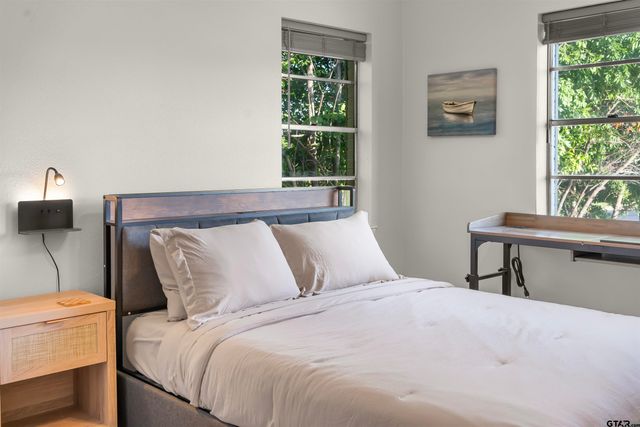 1528 E Devine St, Tyler, TX 75701