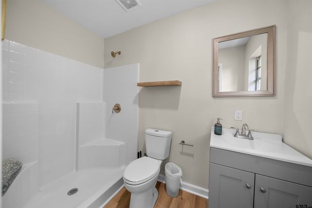 1528 E Devine St, Tyler, TX 75701