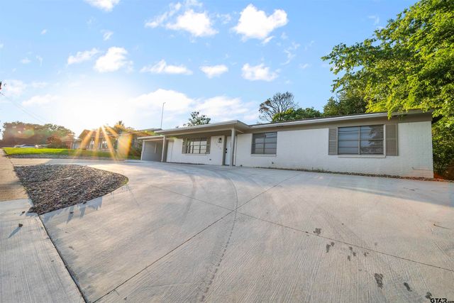 1528 E Devine St, Tyler, TX 75701