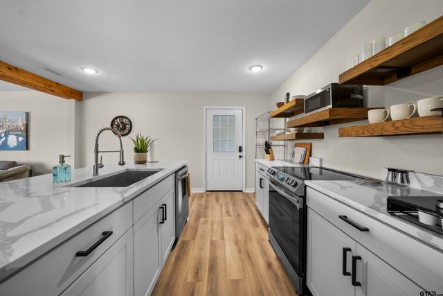 1528 E Devine St, Tyler, TX 75701