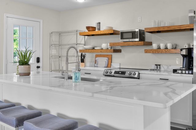 1528 E Devine St, Tyler, TX 75701