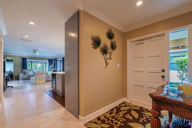 5535 Constant Spring Terrace 216, Lauderhill, FL 33319