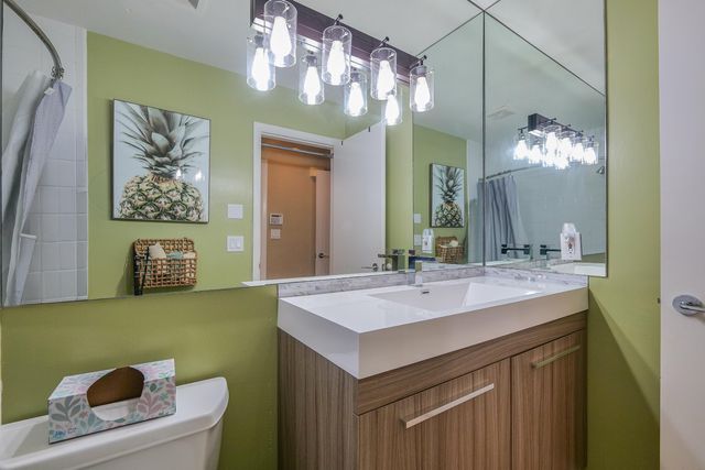 5535 Constant Spring Terrace 216, Lauderhill, FL 33319