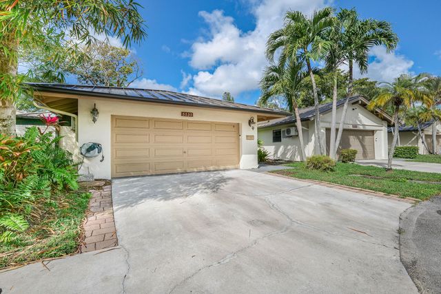 5535 Constant Spring Terrace 216, Lauderhill, FL 33319