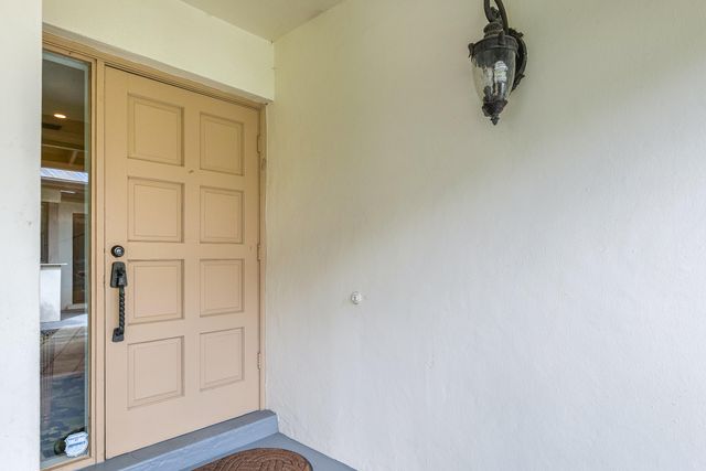 5535 Constant Spring Terrace 216, Lauderhill, FL 33319