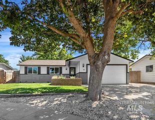 2934 N Manchester Place, Boise, ID 83704