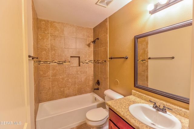 3017 WOODHEAD, El Paso, TX 79938