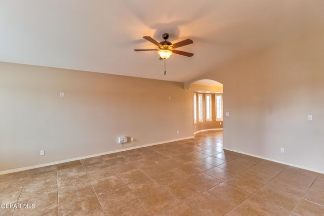 3017 WOODHEAD, El Paso, TX 79938
